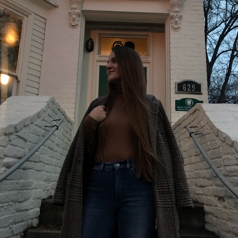 Meet your Posher, Tanya